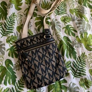 Michael Kors Crossbody Bag